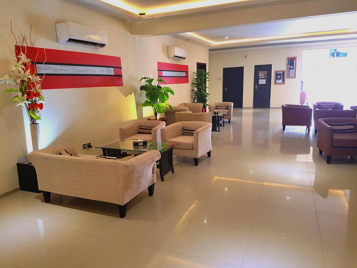 Hotel Grand Enclave Lahore Esterno foto
