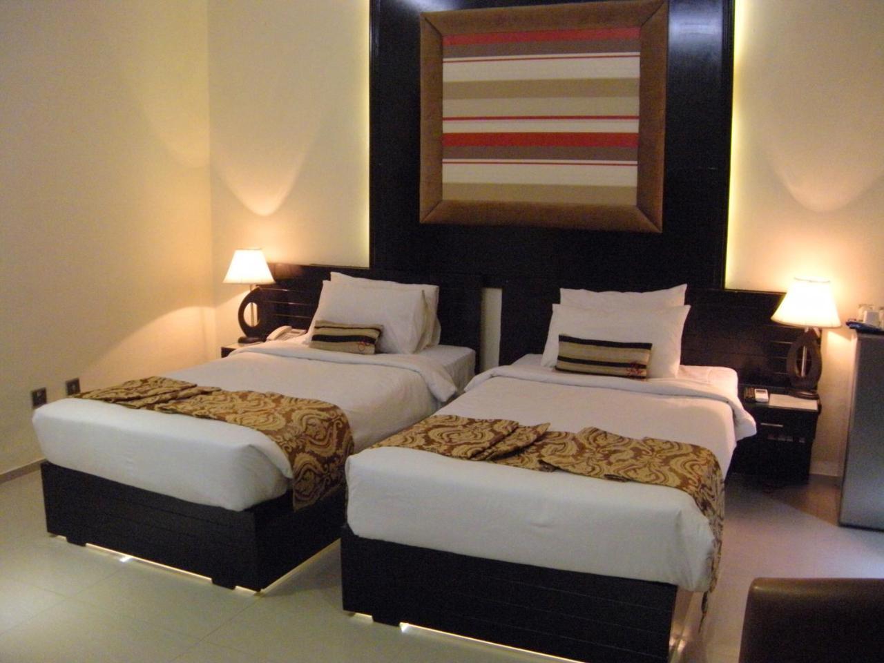 Hotel Grand Enclave Lahore Camera foto